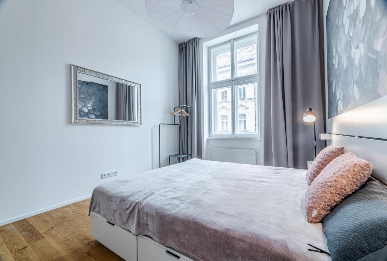 Elegant Apartments Located In The Centre Of Praha Eksteriør bilde