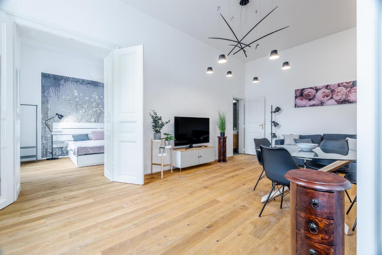 Elegant Apartments Located In The Centre Of Praha Eksteriør bilde